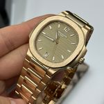 Patek Philippe Nautilus 7118/1R-010 (2024) - Goud wijzerplaat 35mm Roségoud (7/8)