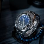 Rolex Sea-Dweller Deepsea 116660 (2017) - Blue dial 44 mm Steel case (2/6)