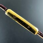 Cartier Tank 5057001 (1990) - Champagne dial 20 mm Gold/Steel case (5/8)