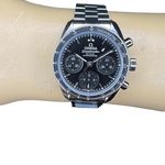 Omega Speedmaster 324.30.38.50.01.001 (2024) - Black dial 38 mm Steel case (2/8)