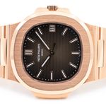 Patek Philippe Nautilus 5711/1R-001 (2019) - Brown dial 40 mm Rose Gold case (2/8)