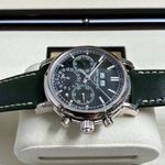 Patek Philippe Perpetual Calendar Chronograph 5204G-001 (2022) - Green dial 40 mm White Gold case (5/6)