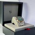 Oris Aquis Date 01 400 7769 6357-07 8 22 09PEB (2023) - Groen wijzerplaat 42mm Goud/Staal (5/8)