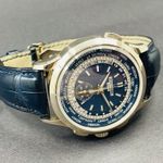 Patek Philippe World Time Chronograph 5930G-010 (2017) - Blue dial 40 mm White Gold case (2/7)