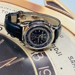 Patek Philippe World Time Chronograph 5930G-010 (2017) - Blue dial 40 mm White Gold case (1/7)