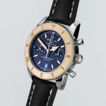 Breitling Superocean Heritage Chronograph U2337012/BB81-200S (Onbekend (willekeurig serienummer)) - Zwart wijzerplaat 44mm Goud/Staal (3/8)