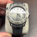 Omega Seamaster Diver 300 M 210.32.42.20.06.002 (2025) - Grey dial 42 mm Steel case (4/4)