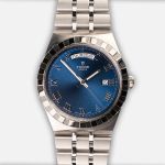 Tudor Royal 28600 (2024) - Blauw wijzerplaat 41mm Staal (1/8)