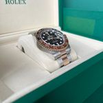 Rolex GMT-Master II 126711CHNR (2025) - Black dial 40 mm Gold/Steel case (6/8)