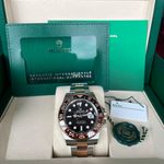 Rolex GMT-Master II 126711CHNR (2025) - Black dial 40 mm Gold/Steel case (1/8)