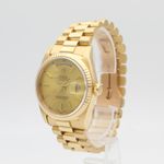 Rolex Day-Date 36 18238 (1993) - Gold dial 36 mm Yellow Gold case (2/8)