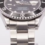 Rolex Submariner Date 16610 (2001) - Black dial 40 mm Steel case (4/8)