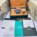 Rolex Submariner Date 16610 (2001) - Black dial 40 mm Steel case (7/8)