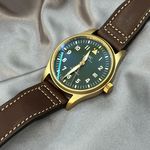 IWC Pilot IW326802 (2024) - Groen wijzerplaat 39mm Brons (2/7)