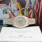Rolex Lady-Datejust 69173 (1999) - Grey dial 26 mm Gold/Steel case (2/8)