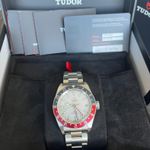 Tudor Black Bay GMT 79830RB (2025) - Zwart wijzerplaat 41mm Staal (1/5)