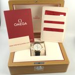 Omega De Ville Trésor 435.53.40.22.02.001 (2024) - Silver dial 40 mm Yellow Gold case (7/7)