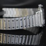 Cartier Santos WSSA0029 (2025) - Silver dial 35 mm Steel case (3/5)
