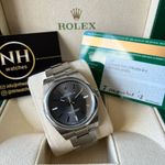 Rolex Oyster Perpetual 39 114300 (2017) - Silver dial 39 mm Steel case (2/8)