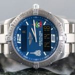 Breitling Aerospace E75362 (2006) - Blue dial 40 mm Titanium case (2/8)