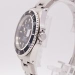 Rolex Submariner Date 16610 (1990) - Black dial 40 mm Steel case (3/8)