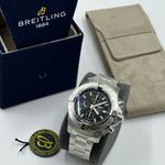 Breitling Avenger A13317101B1A1 (2023) - Zwart wijzerplaat 45mm Staal (2/8)