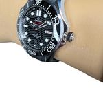 Omega Seamaster Diver 300 M 210.32.42.20.01.001 (2024) - Black dial 42 mm Steel case (4/8)