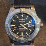 Breitling Avenger Blackbird V1731010/BD12 (Unknown (random serial)) - Black dial 48 mm Titanium case (1/8)