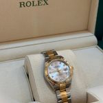 Rolex Lady-Datejust 279173 (2025) - Silver dial 28 mm Gold/Steel case (3/8)
