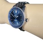 Breitling Navitimer A17326161C1A1 (2024) - Blauw wijzerplaat 41mm Staal (3/8)