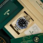 Rolex GMT-Master II 126710BLNR (2025) - Black dial 40 mm Steel case (2/7)