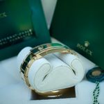 Rolex Daytona 116508 (2019) - Green dial 40 mm Yellow Gold case (7/8)
