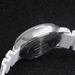 Panerai Luminor Submersible PAM01226 (2023) - White dial 44 mm Steel case (3/7)