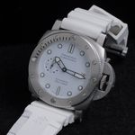 Panerai Luminor Submersible PAM01226 (2023) - White dial 44 mm Steel case (7/7)