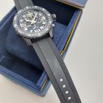 Breitling Endurance Pro X82310E51B1S2 (2025) - Black dial 44 mm Plastic case (5/6)