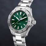 TAG Heuer Aquaracer WBP1115.BA0000 (2025) - Green dial 40 mm Steel case (6/6)