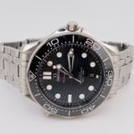 Omega Seamaster Diver 300 M 210.30.42.20.01.001 (2019) - Black dial 42 mm Steel case (3/6)