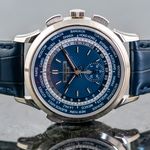 Patek Philippe World Time Chronograph 5930G-001 (2018) - Blue dial 40 mm White Gold case (2/8)