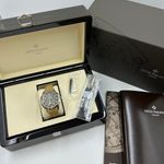 Patek Philippe Annual Calendar Travel Time 5326G-001 (2024) - Grijs wijzerplaat 41mm Witgoud (2/8)