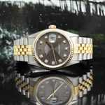 Rolex Datejust 36 16233 (1997) - Grijs wijzerplaat 36mm Goud/Staal (2/8)