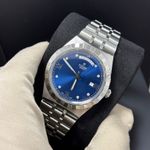 Tudor Royal 28600 (2024) - Blue dial 41 mm Steel case (5/6)