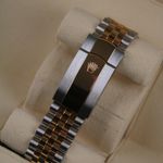 Rolex Sky-Dweller 326933 (2021) - Black dial 42 mm Gold/Steel case (7/8)