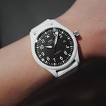 IWC Pilot IW328104 (2025) - Black dial 41 mm Ceramic case (1/1)