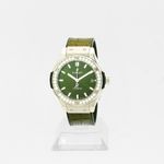 Hublot Classic Fusion 565.NX.8970.RX.1204 (2024) - Green dial 38 mm Titanium case (1/1)