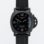 Panerai Luminor 1950 3 Days GMT Automatic PAM01441 (2022) - Zwart wijzerplaat 44mm Keramiek (1/8)