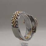 Rolex Datejust 36 16233 (1995) - Champagne dial 36 mm Gold/Steel case (4/8)