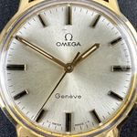 Omega Genève 135.070 (1970) - White dial 34 mm Yellow Gold case (8/8)