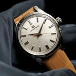 Grand Seiko Elegance Collection SBGW281 (2023) - Champagne wijzerplaat Onbekend Staal (1/1)