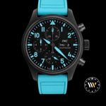 IWC Pilot IW389411 (2026) - Black dial 42 mm Ceramic case (1/8)