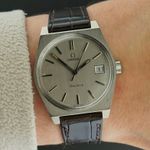 Omega Genève 136.0049 - (2/8)